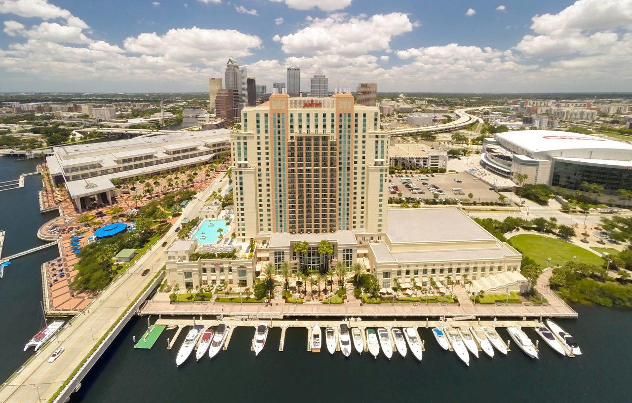 Отель Tampa Marriott Water Street Экстерьер фото